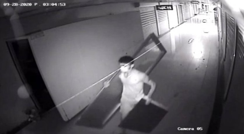 Hatay'da ilginç hırsızlık: Tuvalet kapısı çaldılar